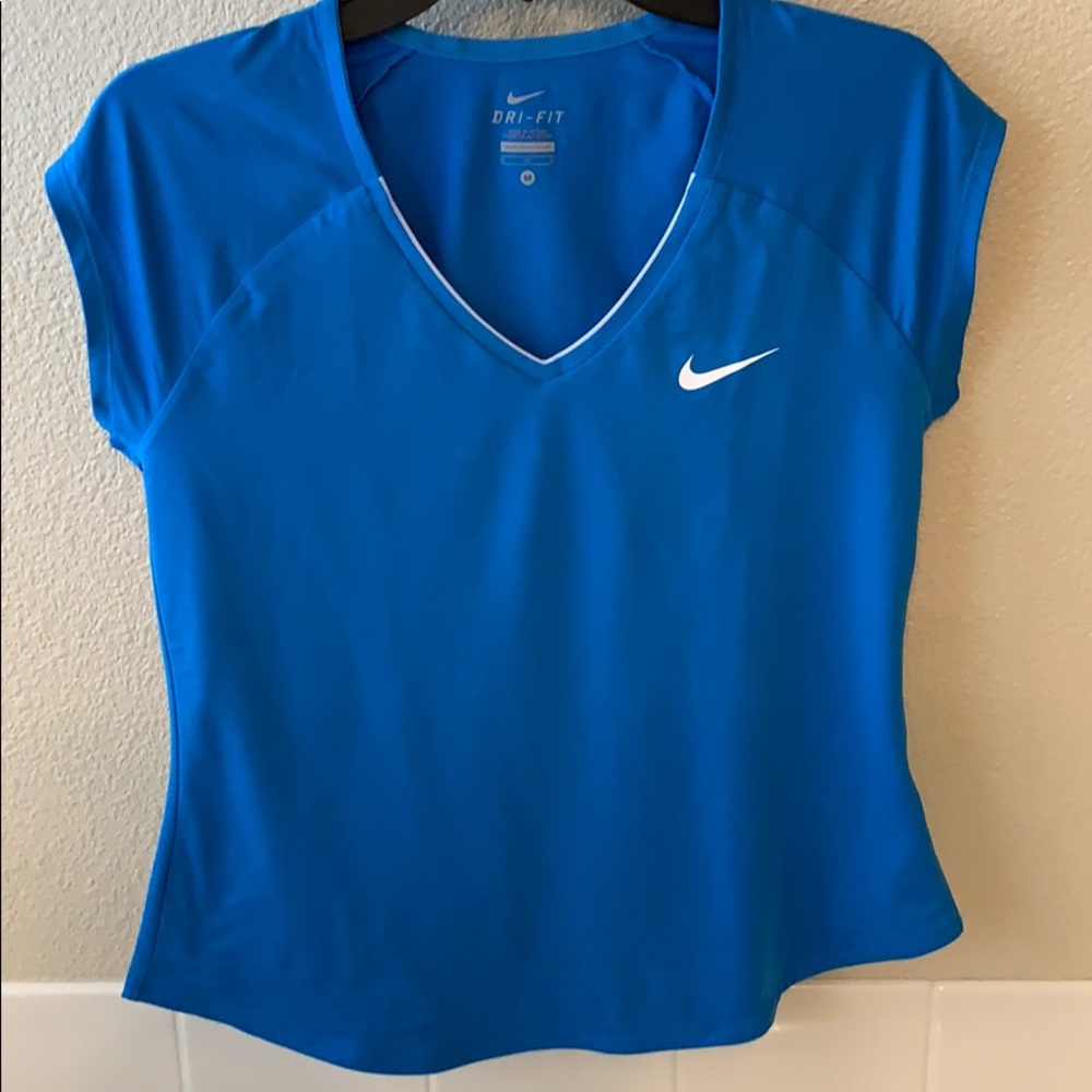 Nike blue tennis tee, medium